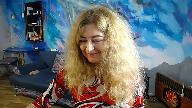 Helen1974 online show from 10.29.25