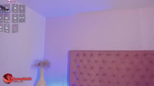 Snapshot of sophiarossee_ chatting on 11.29.25 sophiarossee online show from 11.29.25