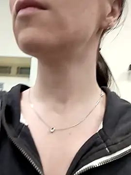 Brilliant-Queen1 online show from 02.06.25