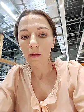 Brilliant-Queen1 online show from 11.13.25