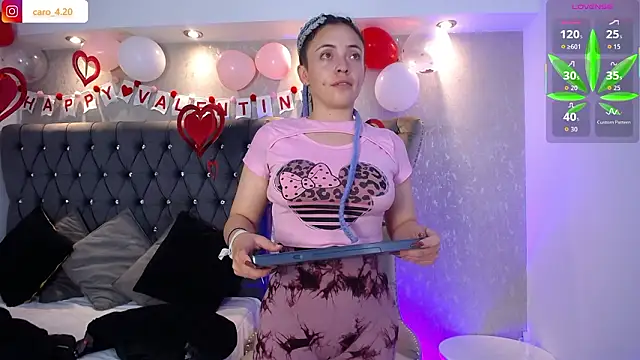 Snapshot of CaroFisher chatting on 02.18.26 CaroFisher online show from 02.18.26