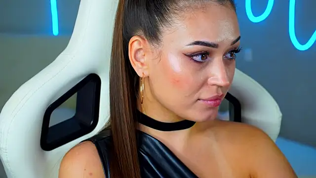 Adel chocolate  online show from 09.18.25