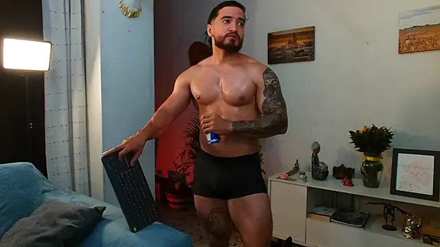 AndrewMartinez online show from 10.04.25