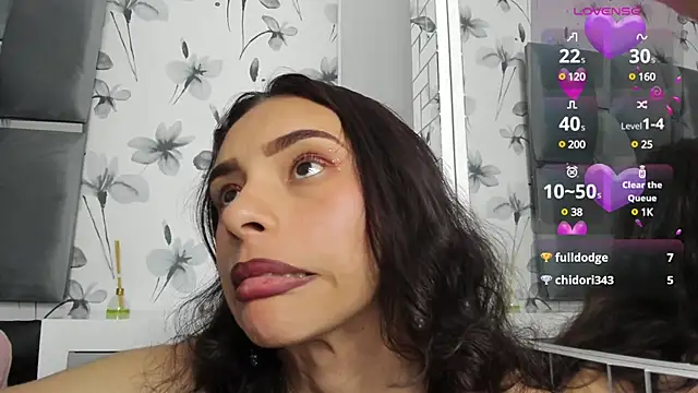 Snapshot of Ehotloveaxxx chatting on 01.31.25 Ehotloveaxxx online show from 01.31.25