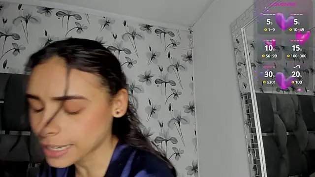 Snapshot of Ehotloveaxxx chatting on 02.05.25 Ehotloveaxxx online show from 02.05.25