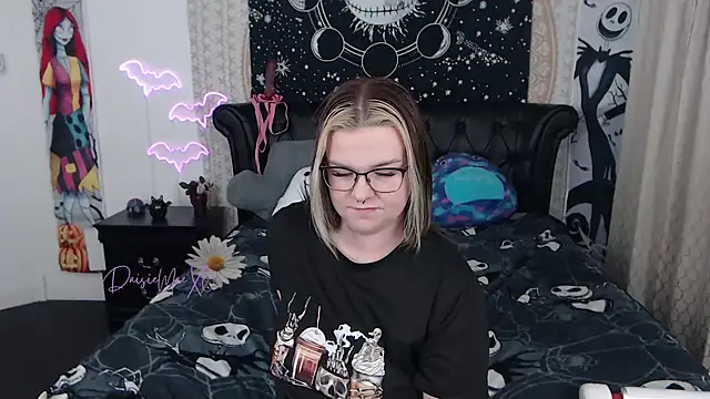 Snapshot of DaisieMaeXO chatting on 12.02.24 DaisieMaeXO online show from 12.02.24