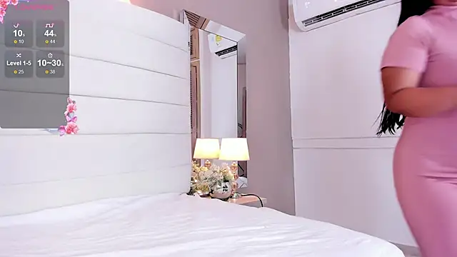 Lilly 2809  online show from 03.15.25