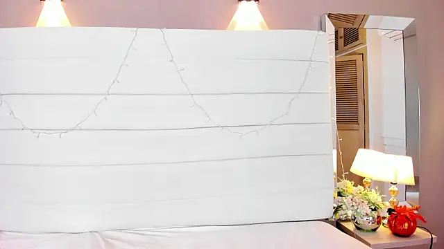 Lilly 2809  online show from 10.09.25