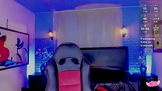 Snapshot of _ChanellR_ chatting on 04.08.26 ChanellR online show from 04.08.26