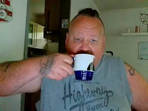Snapshot of pimmelmann3 chatting on 05.19.26 pimmelmann3 online show from 05.19.26
