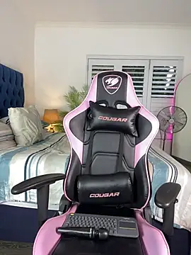 Stunning Booty online show from 03.10.26