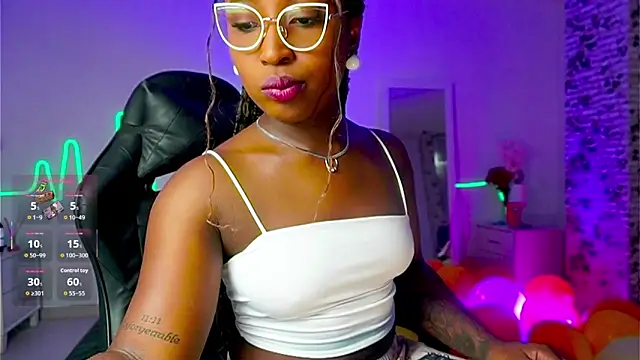 EmmaSanzz  online show from 09.23.25