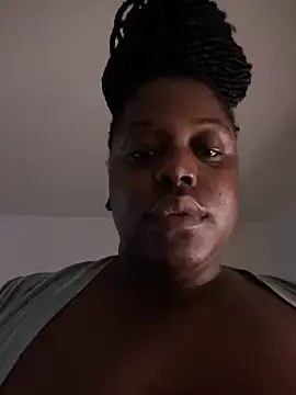Snapshot of fantasygyal chatting on 06.28.26 fantasygyal online show from 06.28.26