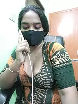 Snapshot of Kotha_-Moni chatting on 12.28.24 Kotha -Moni online show from 12.28.24