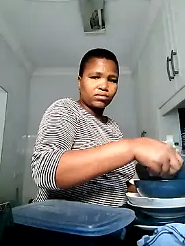 Cutegood2 online show from 03.17.25