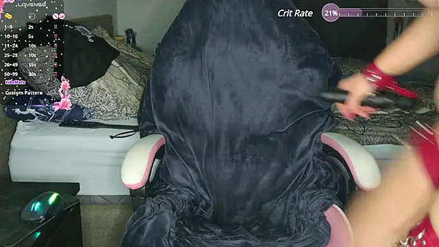 Snapshot of Sunshine-Darkness chatting on 01.07.25 Sunshine-Darkness online show from 01.07.25