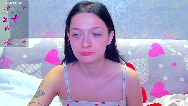 Snapshot of Vanessa_Florence chatting on 11.23.25 Vanessa Florence online show from 11.23.25