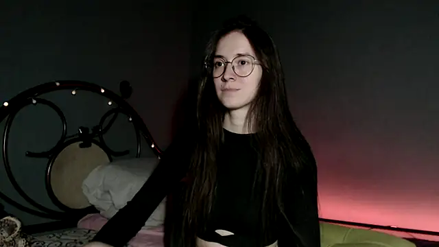 Snapshot of wow__kelly chatting on 01.20.25 wow kelly online show from 01.20.25