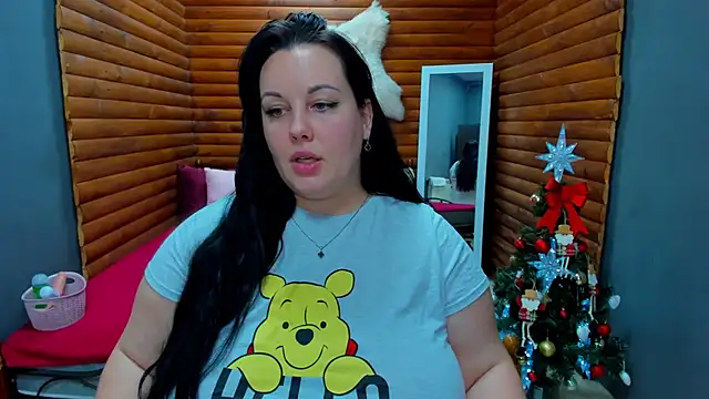 Snapshot of BubbleEmma chatting on 01.14.25 BubbleEmma online show from 01.14.25