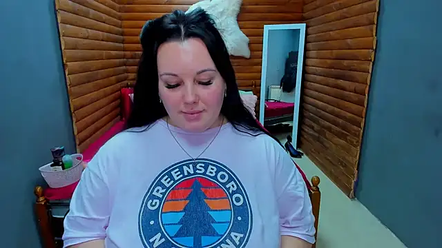 Snapshot of BubbleEmma chatting on 01.23.25 BubbleEmma online show from 01.23.25