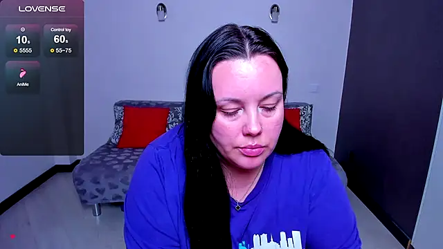 Snapshot of BubbleEmma chatting on 05.15.26 BubbleEmma online show from 05.15.26
