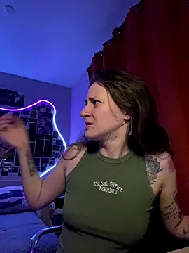 Snapshot of Dooubletroublee chatting on 12.02.25 Dooubletroublee online show from 12.02.25