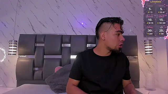 PittAndLunaa online show from 04.09.26