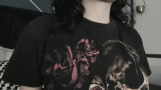 Adeelinee online show from 01.28.25