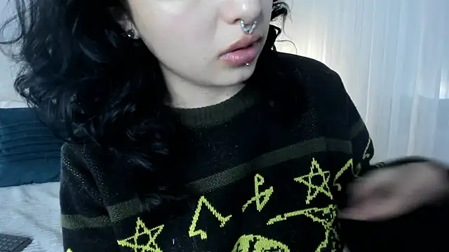 Adeelinee online show from 03.11.25