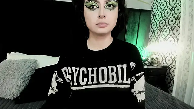 Adeelinee online show from 10.21.25