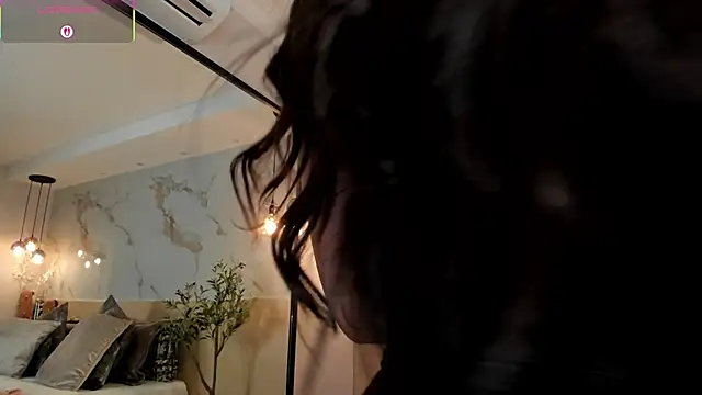 LeaThompson online show from 09.11.25