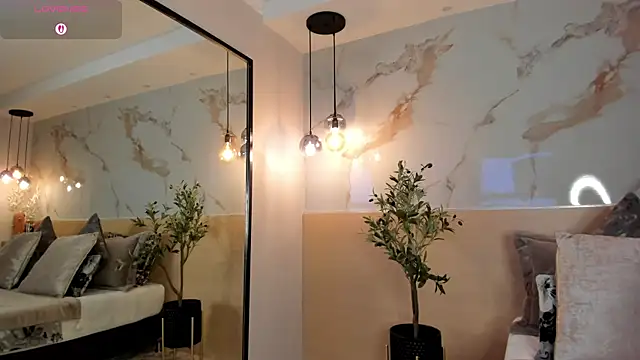 LeaThompson online show from 10.01.25