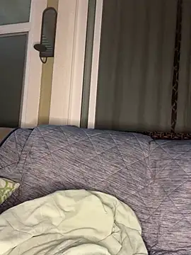 Snapshot of lovelymyah chatting on 02.25.25 lovelymyah online show from 02.25.25