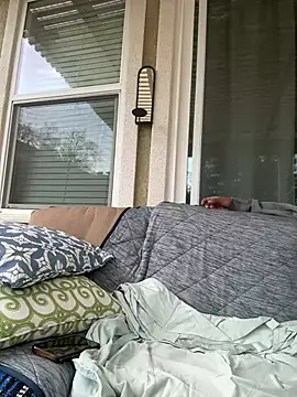 Snapshot of lovelymyah chatting on 02.28.25 lovelymyah online show from 02.28.25