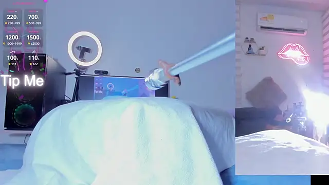 Abigail Girl   online show from 01.08.26