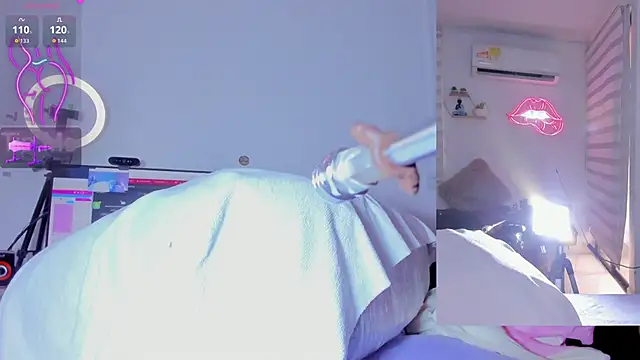 Abigail Girl   online show from 01.10.26