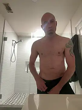 El Gizmo online show from 03.10.25