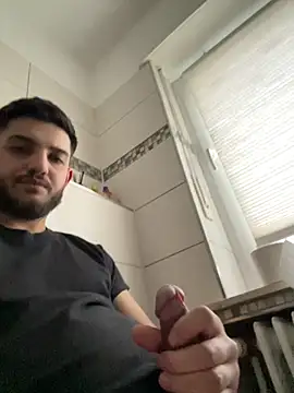 Furko 33 online show from 02.14.25