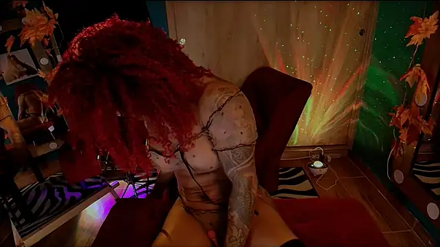 HeidiCox online show from 02.09.25