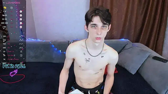 Aaron Boom online show from 03.25.26