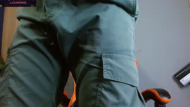 Mr WhiteCock online show from 09.26.25