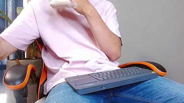 Mr WhiteCock online show from 10.19.25