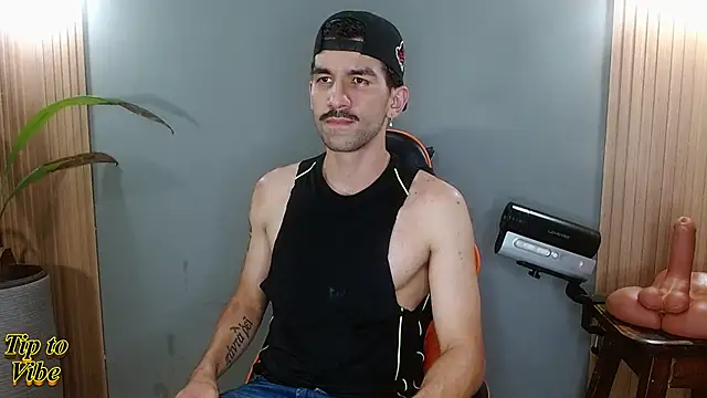 Mr WhiteCock online show from 12.20.25