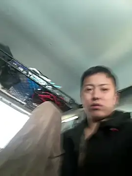 emon2122 online show from 04.17.26