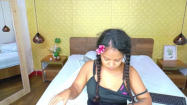 Squirter pussybomb online show from 02.01.25