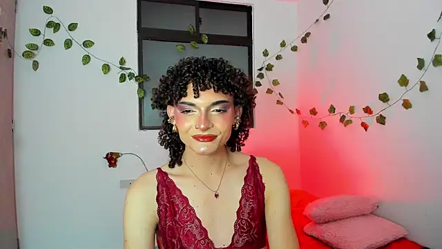 Snapshot of lucianromero chatting on 03.02.25 lucianromero online show from 03.02.25