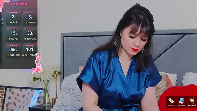 BellaHillss online show from 02.09.25