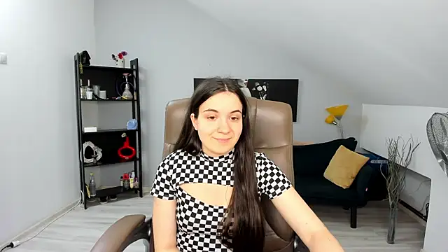 Snapshot of MelissaWiliam chatting on 02.04.25 MelissaWiliam online show from 02.04.25