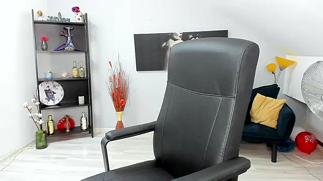 Snapshot of MelissaWiliam chatting on 03.17.25 MelissaWiliam online show from 03.17.25