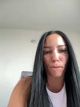 Dakota diaz  online show from 03.13.25